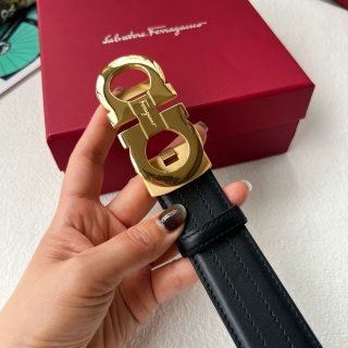 Ferragamo belt classic collection 1602