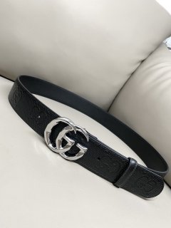 Gucci Classic New Belt 2044