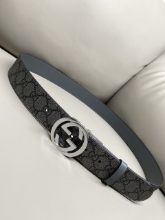 Gucci Classic New Belt 2084