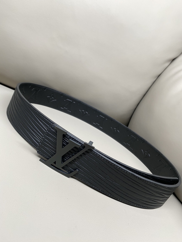 replica Louis vuitton Classic New Belt 2610