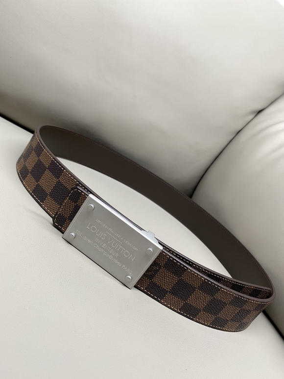 replica Louis vuitton Classic New Belt 2615