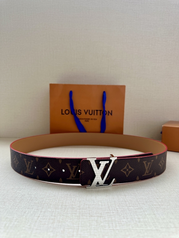 replica Louis vuitton Classic New Belt 2617