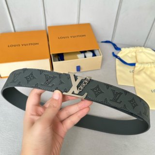 replica Louis vuitton Classic New Belt 2687