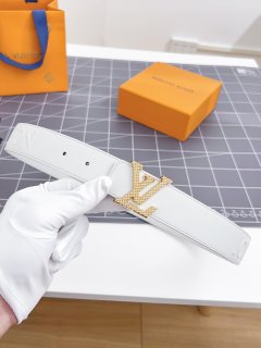 replica Louis vuitton Classic New Belt 2708