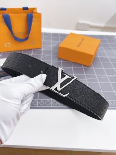 replica Louis vuitton Classic New Belt 2730