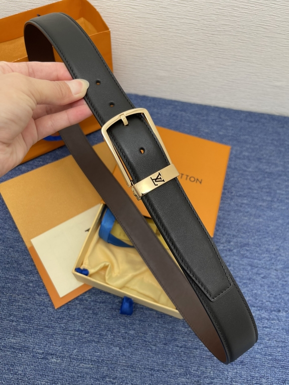 replica Louis vuitton Classic New Belt 2756