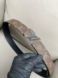 replica Louis vuitton Classic New Belt 2789