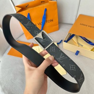 replica Louis vuitton Classic New Belt 2804