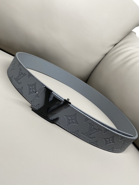 replica Louis vuitton Classic New Belt 2823