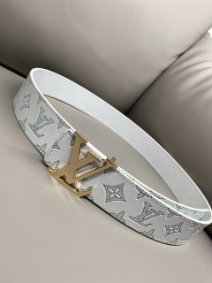 replica Louis vuitton Classic New Belt 2826