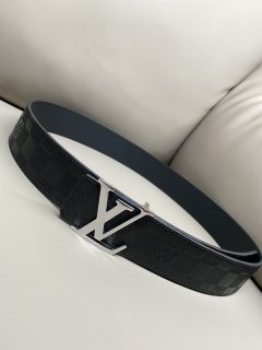 replica Louis vuitton Classic New Belt 2829