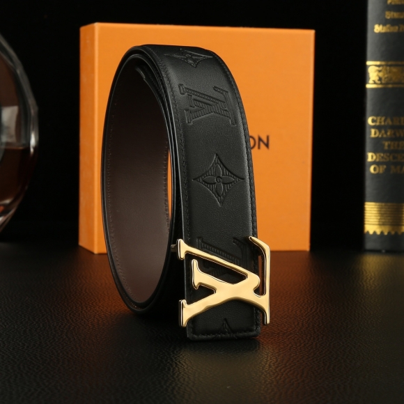 replica Louis vuitton Classic New Belt 2916