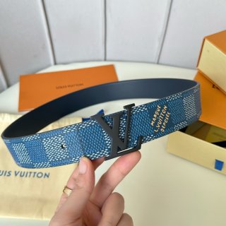 replica Louis vuitton Classic New Belt 2954