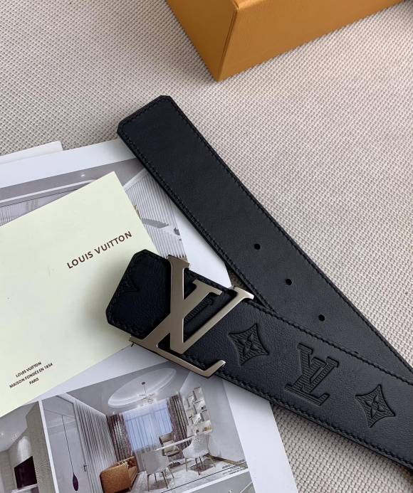 replica Louis vuitton Classic New Belt 2966