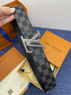 replica Louis vuitton Classic New Belt 2885