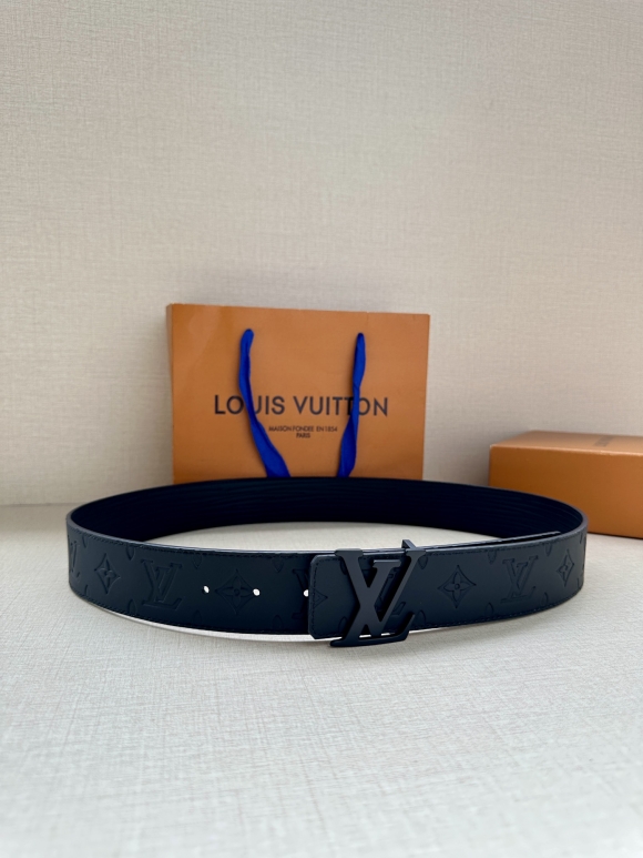 replica Louis vuitton Classic New Belt 3006