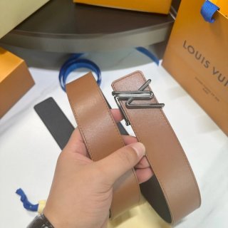 replica Louis vuitton Classic New Belt 3033