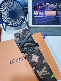 replica Louis vuitton Classic New Belt 3094