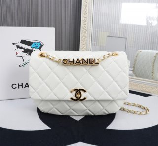 Chanel 2024 SS's latest early spring fashion show classic diamond grille bag 8863