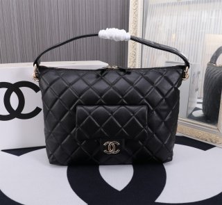 Chanel 23b new hippie hobo 8856 Black