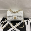 CHANEL 24P Classic Flap 927 cream color