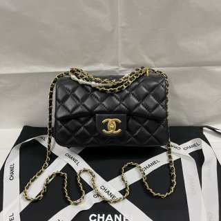 CHANEL 24P Classic Flap 927 Black