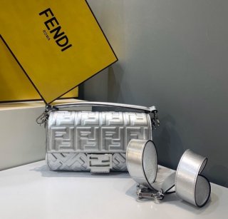 FENDI Replica BAGUETTE FHN-2020-124168