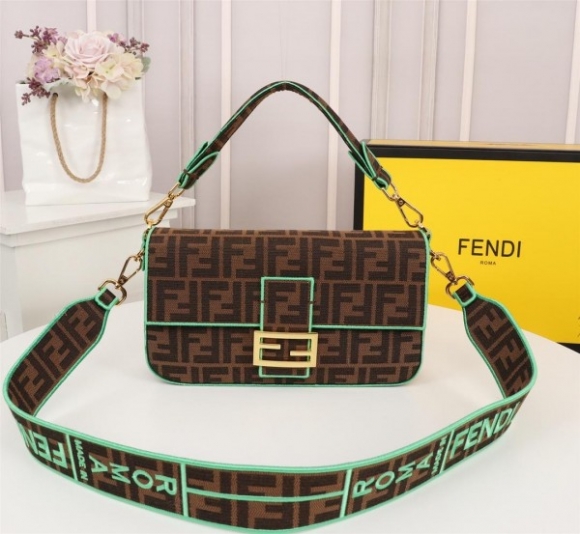 FENDI BAGUETTE FHN-2020-124197