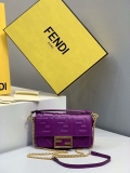 FENDI BAGUETTE FHN-2020-124185