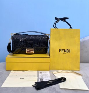 FENDI BAGUETTE FHN-2020-124165