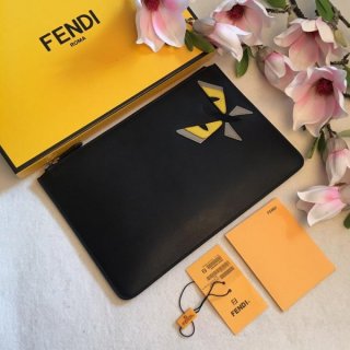 FENDI CLUTCH FHN-2020-124256