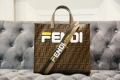 FENDI TOTE FHN-2020-124381