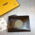 FENDI CLUTCH FHN-2020-124257