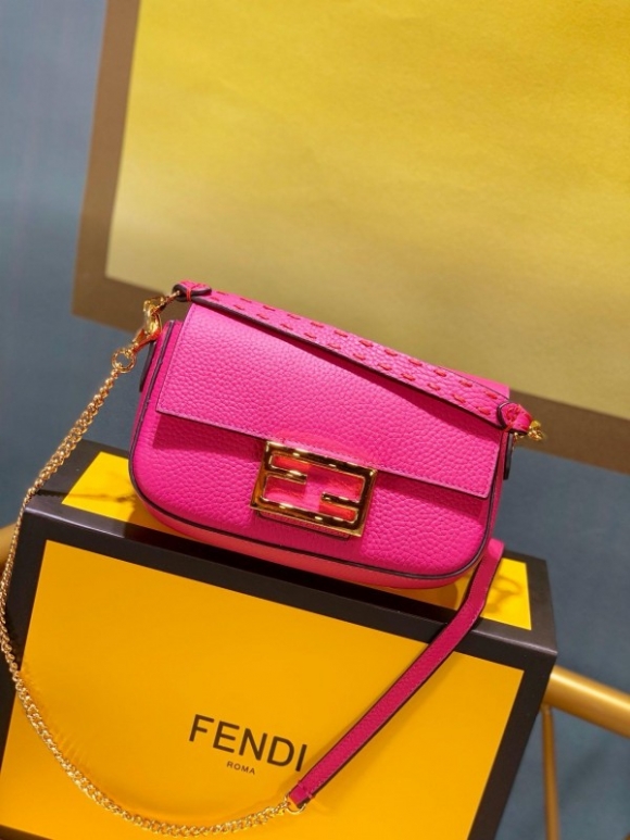 FENDI BAGUETTE FHN-2020-124178