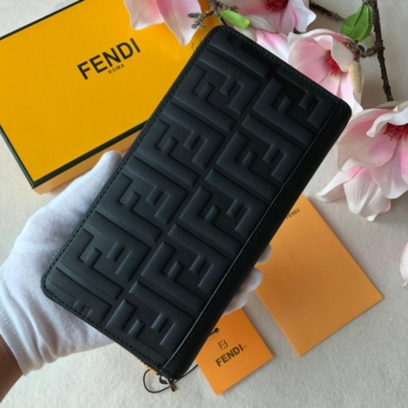 FENDI WALLET FHN-2020-124387