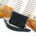 Replica Louis Vuitton Outdoor Flap Messenger M30413