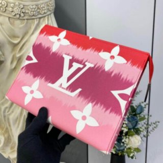 Replica Louis Vuitton Lv Escale Toiletry Pouch 26 M69138 Red