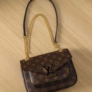 Replica Louis Vuitton Passy Bag M45592